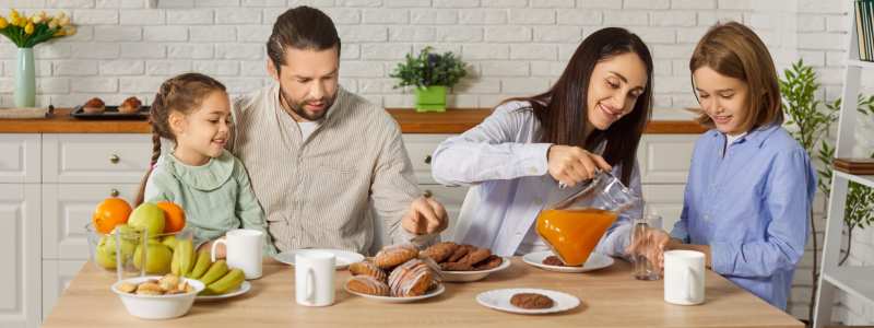 Encouraging healthy eating behaviors in children